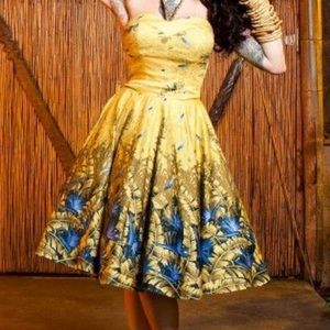 Deadly dames sea siren S NWT!